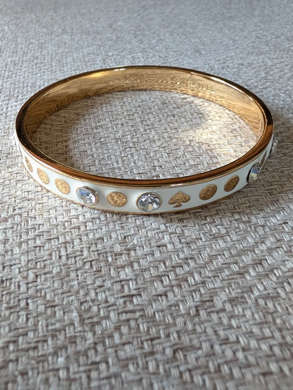 KATE SPADE spot the spade bangle bracelet